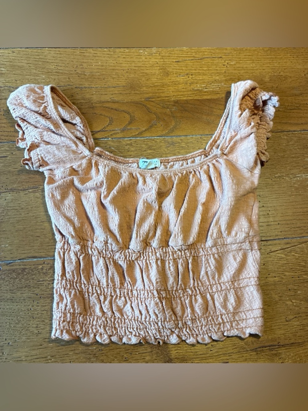 Billabong Peach Smocked Ruffle Sleeve Crop Top